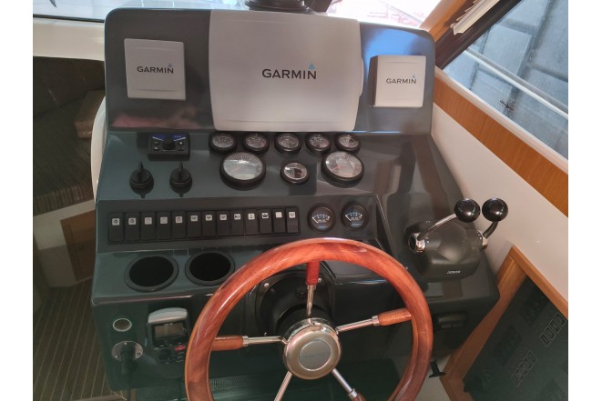 Faeton 940 FLY 2x Volvo 225 Diesel